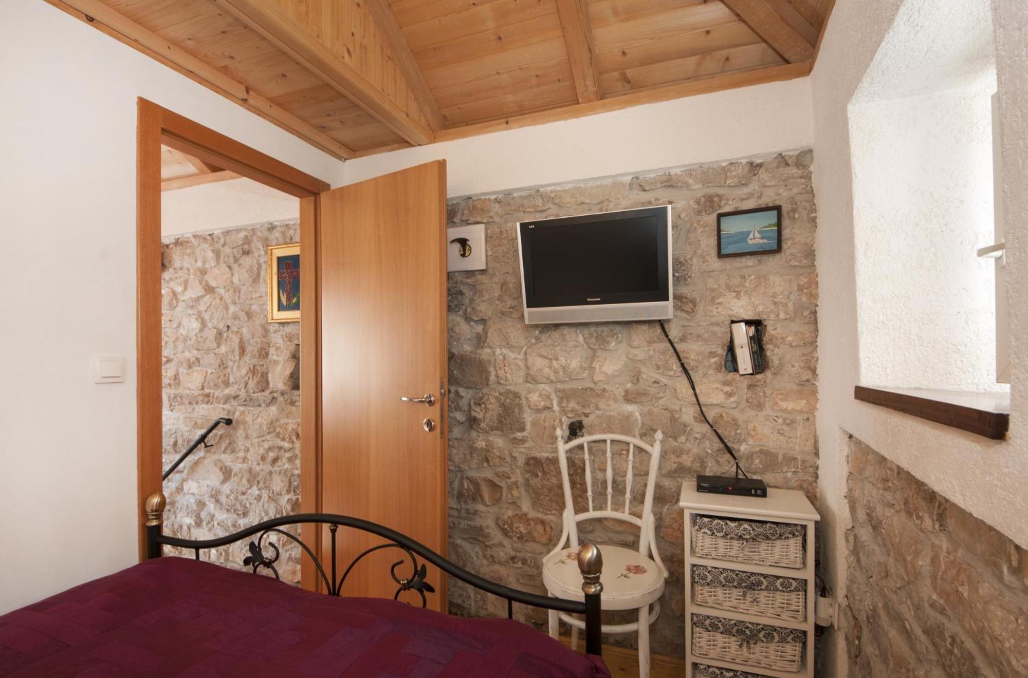 Seaside Holiday House Maslinica, Solta - 13965 Grohote Room photo